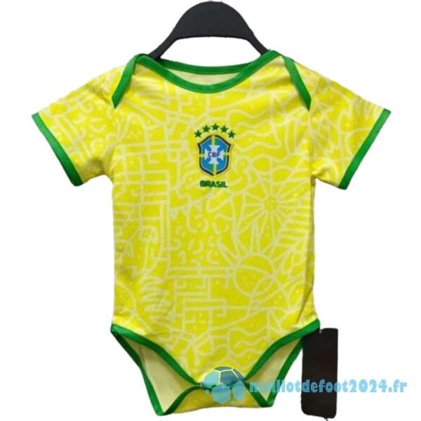 Nouveau Domicile Onesies Enfant Brésil 2024 Jaune